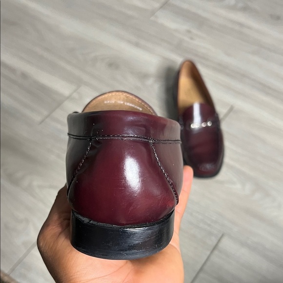 G.H. Bass & Co. Dark Brown Leather Loafers (10.5) main image 7